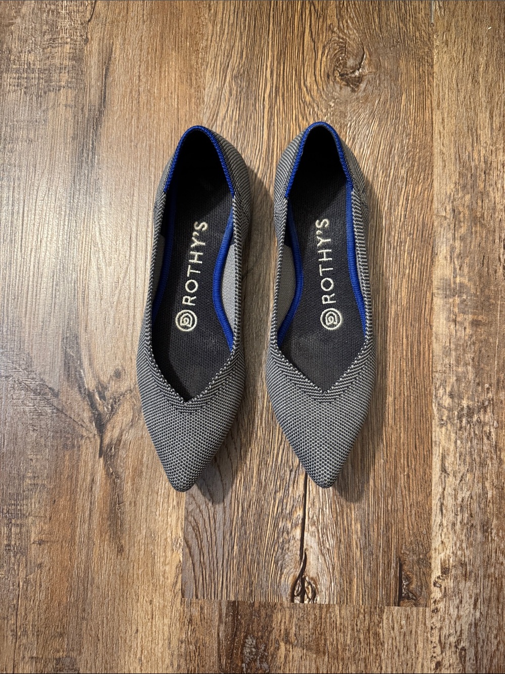 Rothy's Gray Knit Pointed Flats with Blue Trim size 5.5